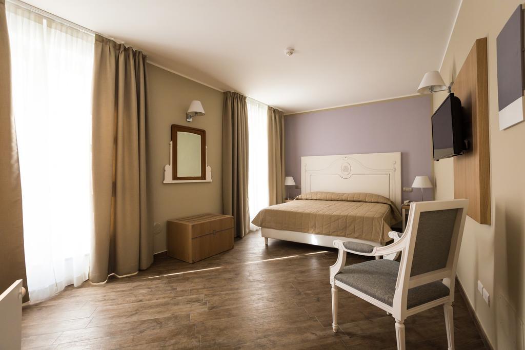 Hotel Monteverde Acqui Terme Ngoại thất bức ảnh