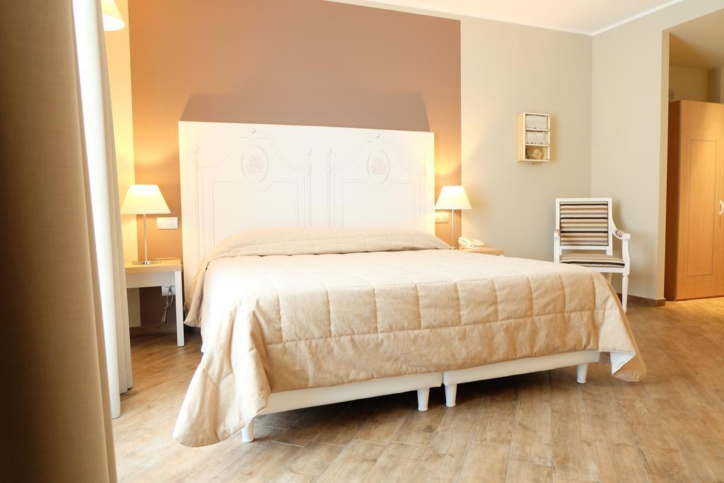 Hotel Monteverde Acqui Terme Ngoại thất bức ảnh