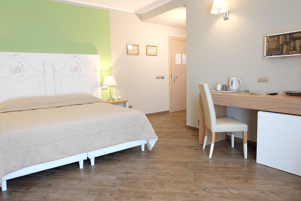Hotel Monteverde Acqui Terme Ngoại thất bức ảnh